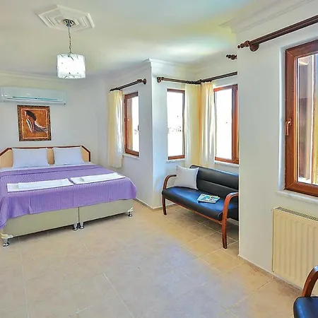 Villa Sleeps 7 Air Con Wifi Dalyan