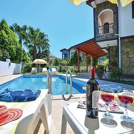 Sleeps 7 Air Con Wifi Dalyan