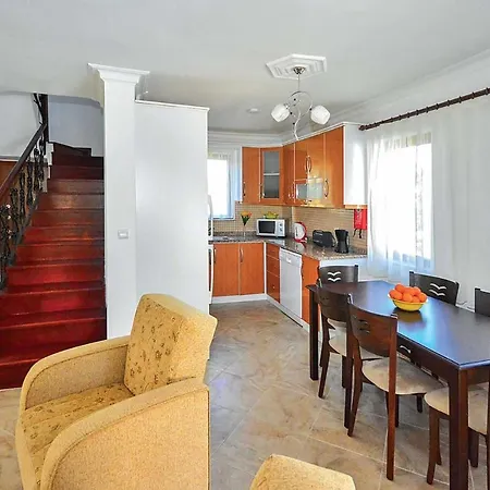 Sleeps 7 Air Con Wifi Dalyan