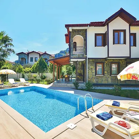 Sleeps 7 Air Con Wifi Villa Dalyan